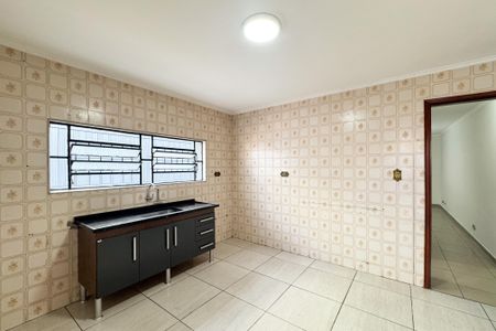 Casa à venda com 121m², 3 quartos e 2 vagasCozinha 