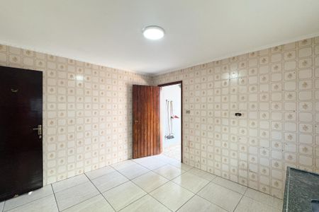 Casa à venda com 121m², 3 quartos e 2 vagasCozinha 