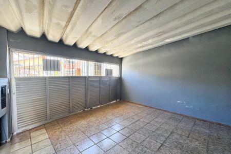 Casa à venda com 121m², 3 quartos e 2 vagasGaragem