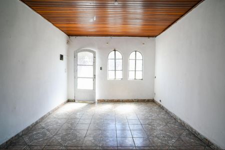 Casa à venda com 100m², 2 quartos e 1 vagaSala