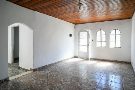 Sala de casa à venda com 2 quartos, 100m² em Vila Santo Estefano, São Paulo