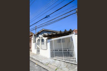 Casa à venda com 100m², 2 quartos e 1 vagaFachada