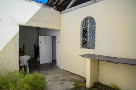 Casa à venda com 100m², 2 quartos e 1 vagaÁrea de Serviço