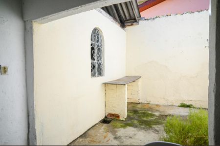 Casa à venda com 100m², 2 quartos e 1 vagaÁrea de Serviço