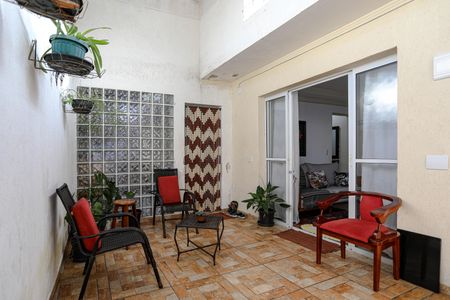 Casa para alugar com 144m², 3 quartos e 2 vagasQuintal