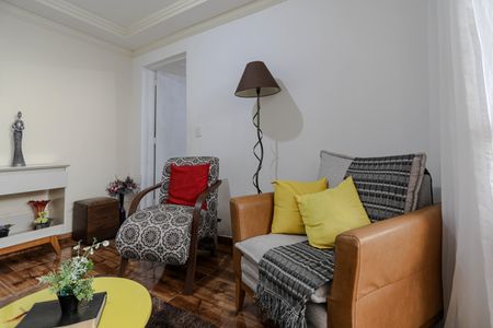 Casa para alugar com 144m², 3 quartos e 2 vagasSala