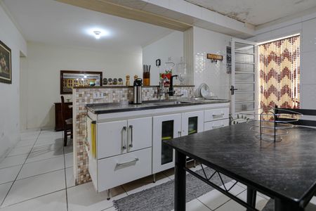 Casa para alugar com 144m², 3 quartos e 2 vagasCozinha