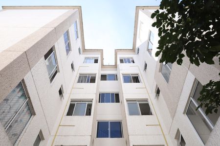 Apartamento para alugar com 39m², 2 quartos e sem vagaÁrea comum - Prédio