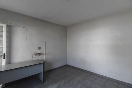 Casa à venda com 125m², 5 quartos e 1 vaga Casa à venda com 125m², 5 quartos e 1 vagaQuarto de Serviço