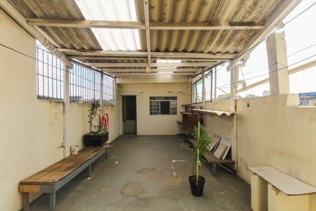 Casa à venda com 125m², 5 quartos e 1 vaga Casa à venda com 125m², 5 quartos e 1 vagaSacada