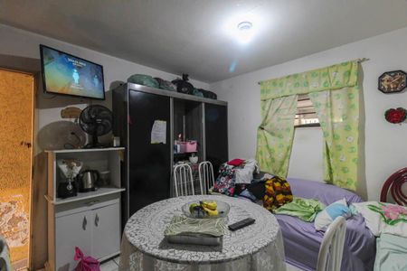 Casa à venda com 125m², 5 quartos e 1 vaga Casa à venda com 125m², 5 quartos e 1 vagaKitnet