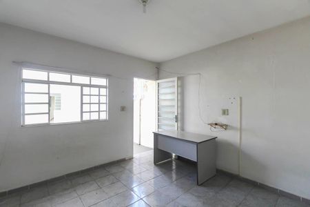 Casa à venda com 125m², 5 quartos e 1 vaga Casa à venda com 125m², 5 quartos e 1 vagaQuarto de Serviço