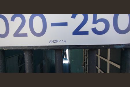 Casa para alugar com 42m², 1 quarto e sem vaga