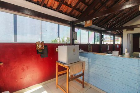 Casa para alugar com 42m², 1 quarto e sem vaga