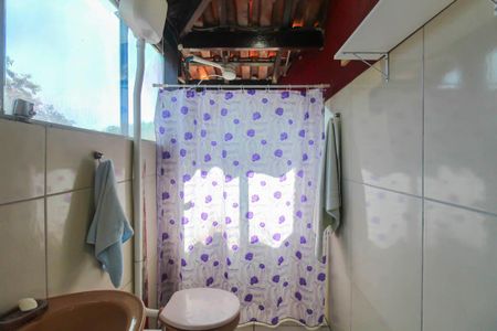 Casa para alugar com 42m², 1 quarto e sem vaga