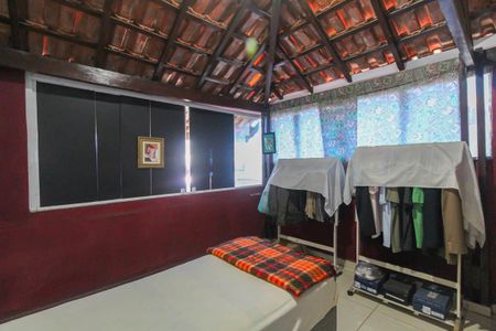 Casa para alugar com 42m², 1 quarto e sem vaga