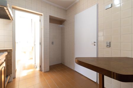 Apartamento para alugar com 86m², 3 quartos e 1 vagaCozinha 