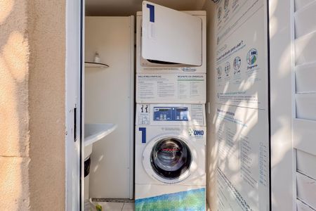 Apartamento à venda com 45m², 2 quartos e sem vaga Apartamento à venda com 45m², 2 quartos e sem vagaLavanderia