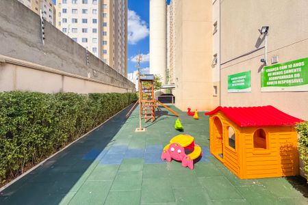 Apartamento à venda com 45m², 2 quartos e sem vaga Apartamento à venda com 45m², 2 quartos e sem vagaPlayground