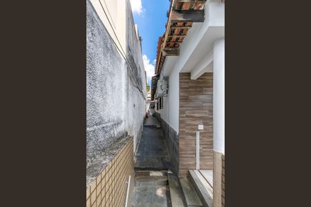 Casa para alugar com 174m², 5 quartos e 5 vagasCasa frente - Varanda - Acesso aos fundos