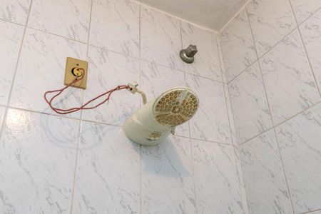 Casa para alugar com 174m², 5 quartos e 5 vagasCasa frente - Banheiro da Suíte