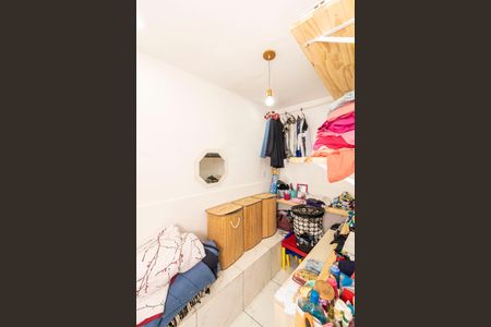 Casa para alugar com 174m², 5 quartos e 5 vagasCasa fundos - Quarto 1 - Closet