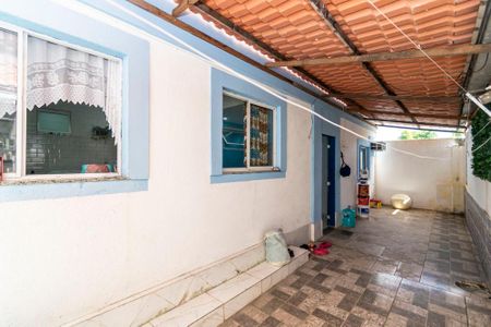 Casa para alugar com 174m², 5 quartos e 5 vagasCasa fundos - Varanda