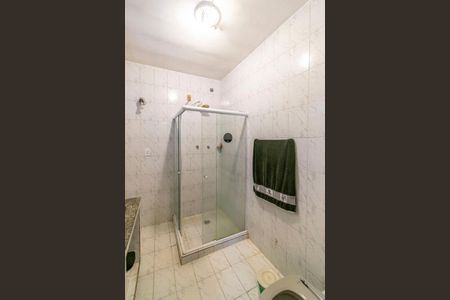 Casa para alugar com 174m², 5 quartos e 5 vagasCasa frente - Banheiro da Suíte