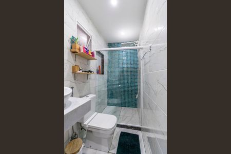 Casa para alugar com 174m², 5 quartos e 5 vagasCasa fundos - Banheiro