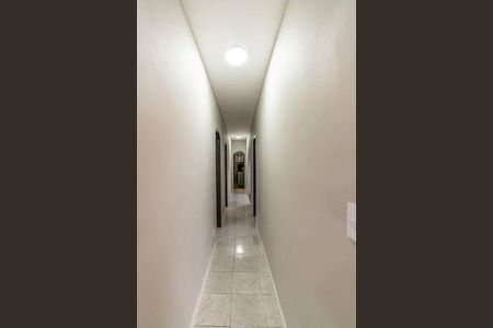 Casa frente - Sala de casa à venda com 5 quartos, 174m² em Irajá, Rio de Janeiro