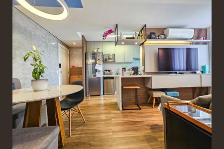 Apartamento à venda com 55m², 2 quartos e 1 vagaSala