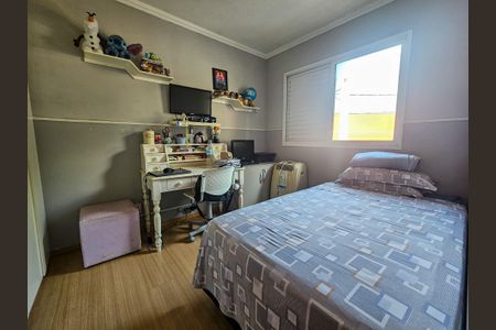 Casa de condomínio à venda com 135m², 3 quartos e 2 vagasQuarto 2