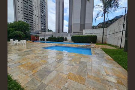 Casa de condomínio à venda com 135m², 3 quartos e 2 vagasÁrea comum - Piscina