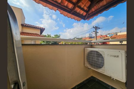 Casa de condomínio à venda com 135m², 3 quartos e 2 vagasSuite