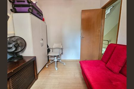 Casa de condomínio à venda com 135m², 3 quartos e 2 vagasQuarto 1