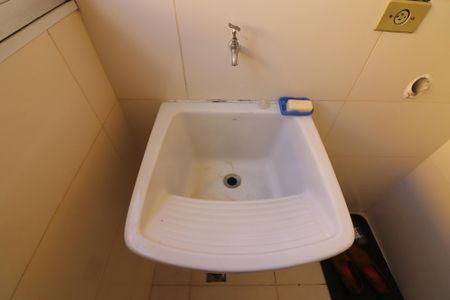 Apartamento para alugar com 55m², 2 quartos e 1 vagaÁrea de Serviço