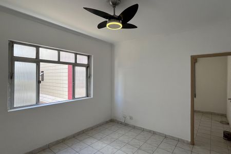 Sala de apartamento para alugar com 2 quartos, 77m² em Estuário, Santos