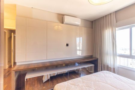 Apartamento para alugar com 242m², 3 quartos e 3 vagasQuarto 3 Suite 3