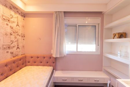 Apartamento para alugar com 242m², 3 quartos e 3 vagasQuarto 2 Suite 2