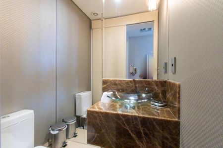 Apartamento para alugar com 242m², 3 quartos e 3 vagasLavabo