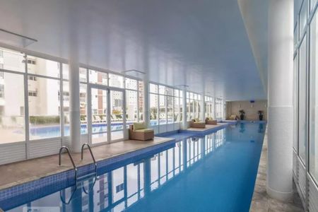 Apartamento para alugar com 242m², 3 quartos e 3 vagasÁrea comum - Piscina