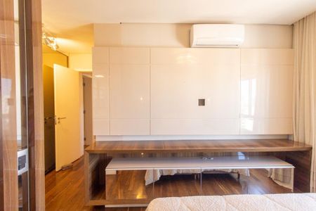 Apartamento para alugar com 242m², 3 quartos e 3 vagasQuarto 3 Suite 3