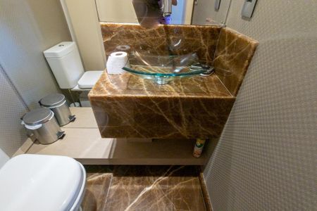 Apartamento para alugar com 242m², 3 quartos e 3 vagasLavabo