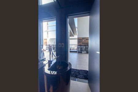 Apartamento para alugar com 242m², 3 quartos e 3 vagasBanheiro Social