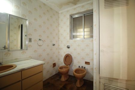 Apartamento à venda com 118m², 3 quartos e sem vagaBanheiro