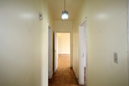 Apartamento à venda com 118m², 3 quartos e sem vagaCorredor