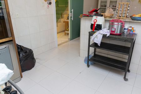 Casa de condomínio para alugar com 360m², 3 quartos e 2 vagasCozinha