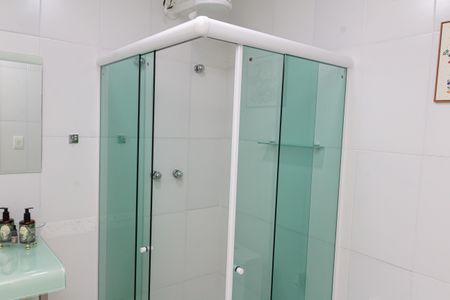 Casa de condomínio para alugar com 360m², 3 quartos e 2 vagasBanheiro Social