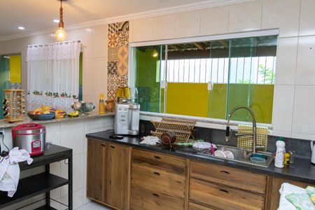 Casa de condomínio para alugar com 360m², 3 quartos e 2 vagasCozinha