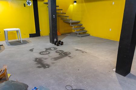 Casa de condomínio para alugar com 360m², 3 quartos e 2 vagasAcademia